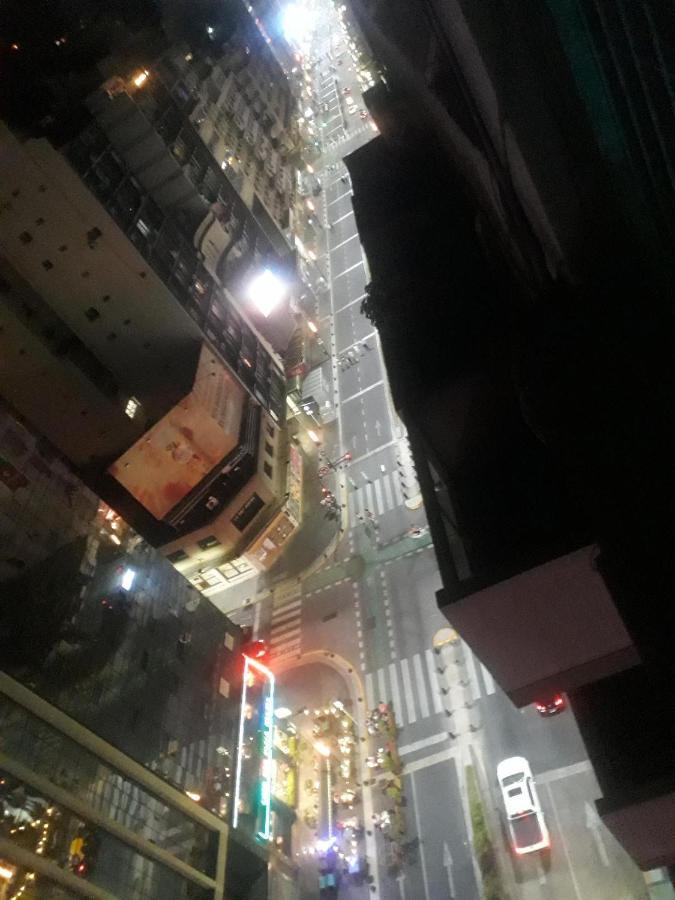 Апартаменты Corrientes Буэнос-Айрес Экстерьер фото